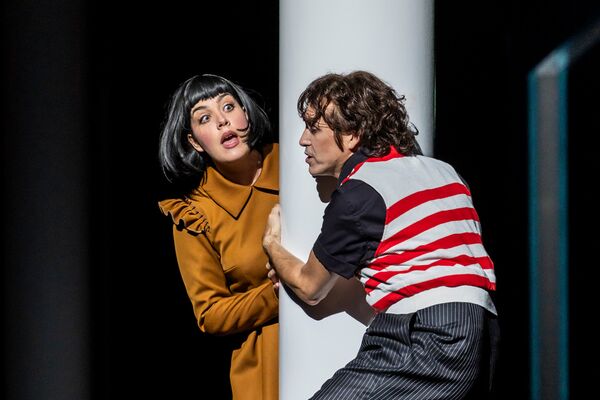 Rosalia Cid als Nannetta und Juan Francisco Gatell als Fenton