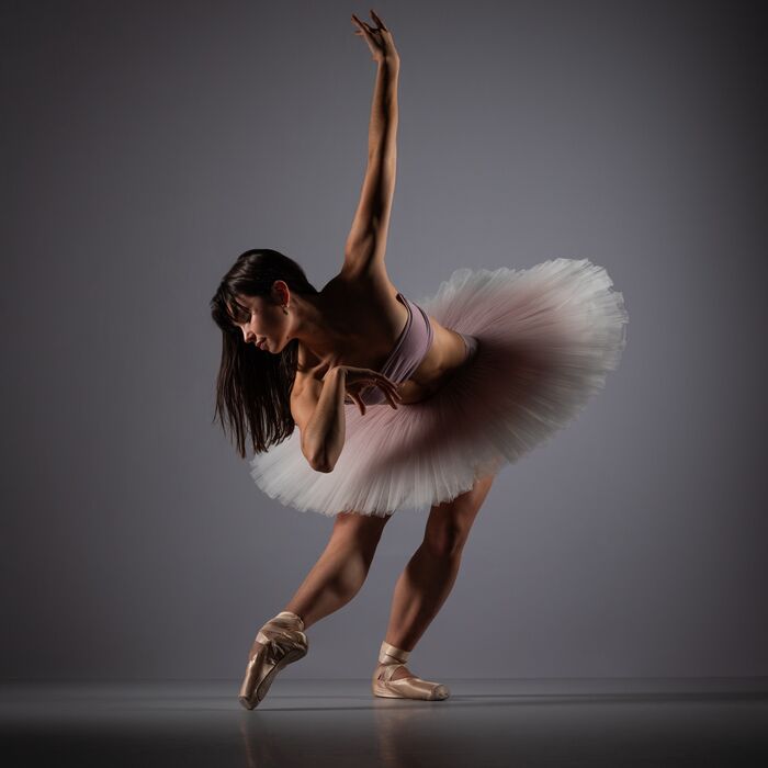 Lauren Alving tanzt